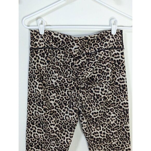 Zyia Active Leopard Print Brilliant Scrunch Butt Leggings - Size 14-16 - Picture 3 of 5